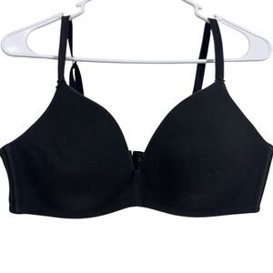 Victoria's Secret 38C Black Lined No Wire Bra